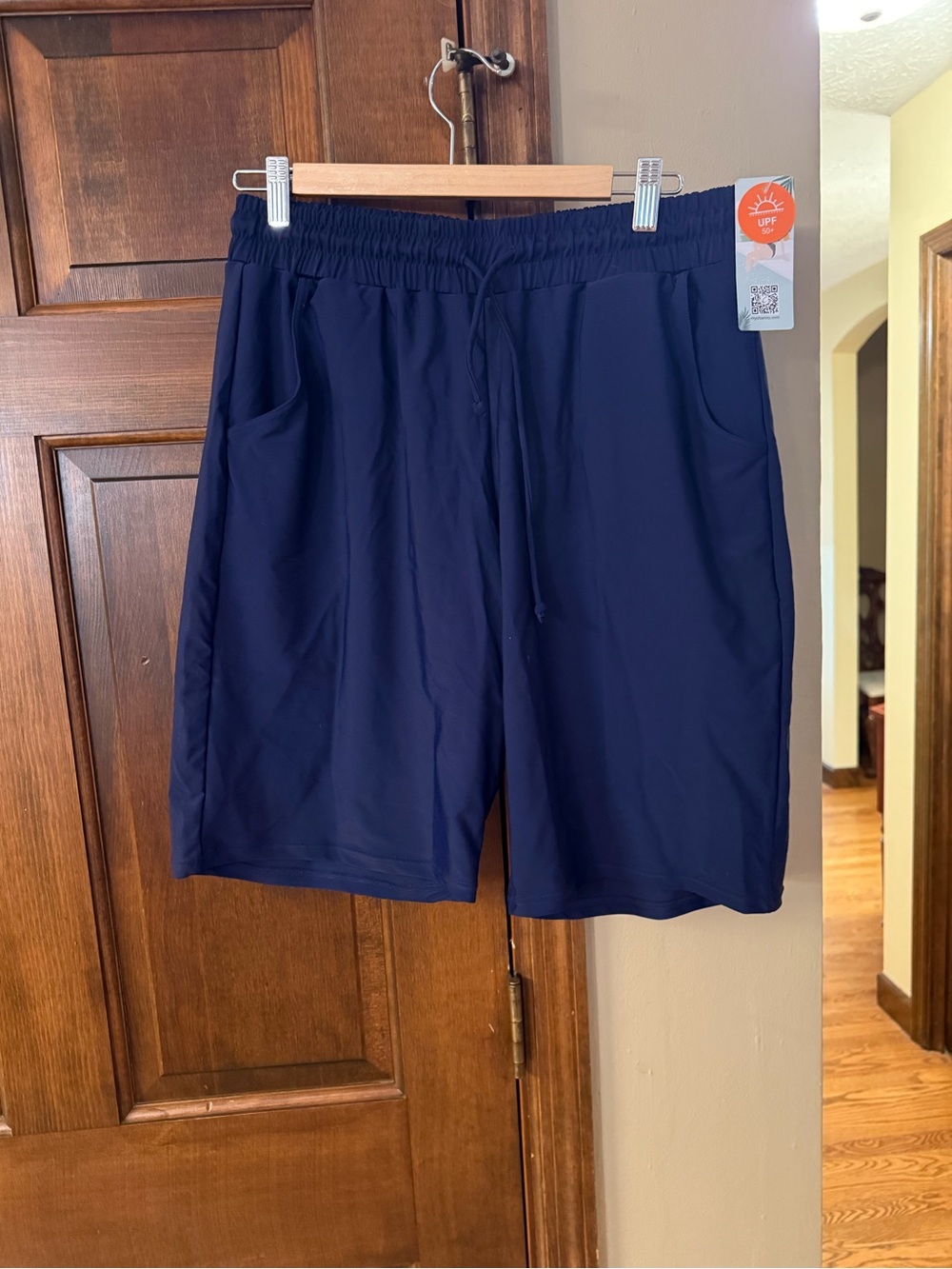 Women’s Drawstring 9” Navy Board Shorts for Swim. Size XL.  New with tags.